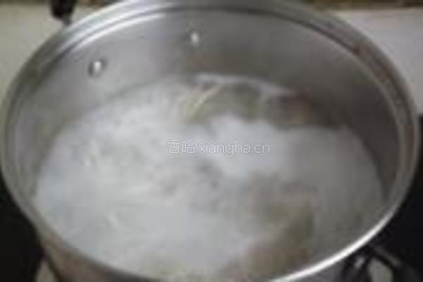 西红柿鸡蛋面的做法图解1