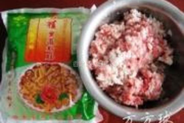 香蕉里道斯肠的做法图解1