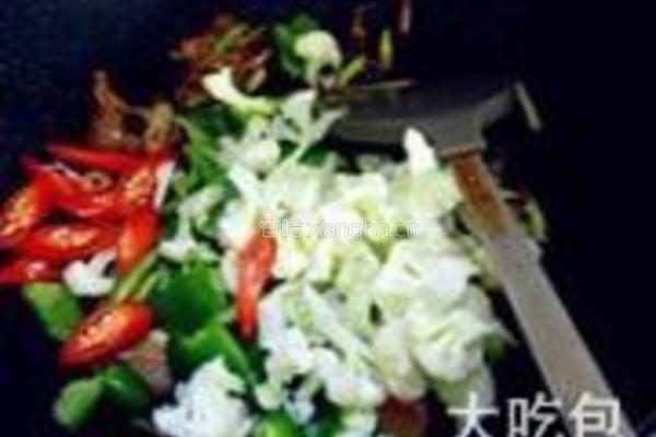 干锅五花肉菜花的做法图解7