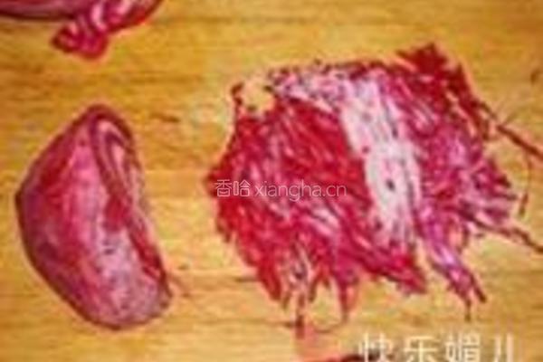 紫菜头炒肉丝的做法图解3