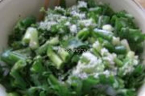 花生米拌苦苣的做法图解4