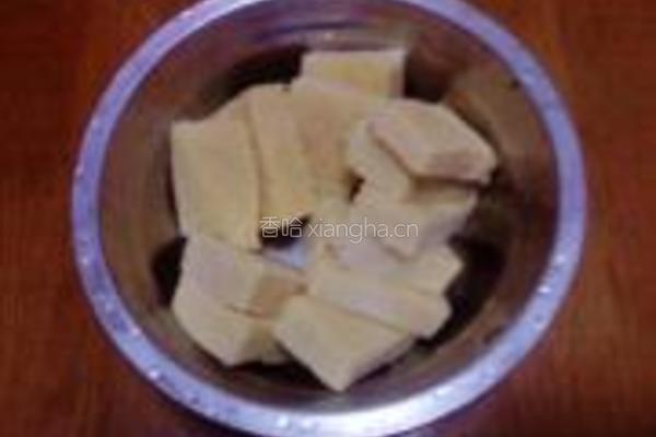 木耳拌豆腐的做法图解2