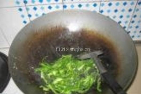青椒炒牛肉丝的做法图解5