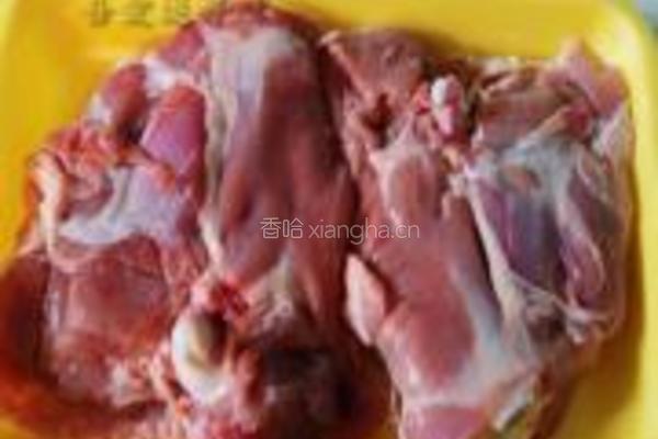 白汁火鸡肉拌意粉的做法图解1
