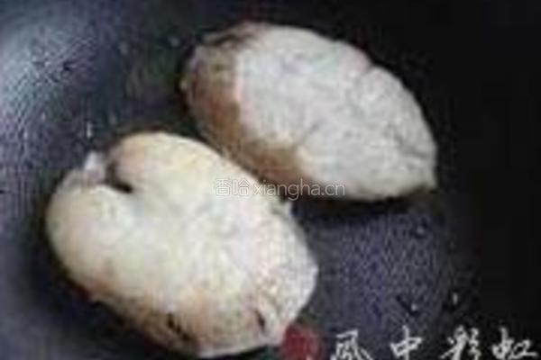 番茄浇汁鳕鱼的做法图解3