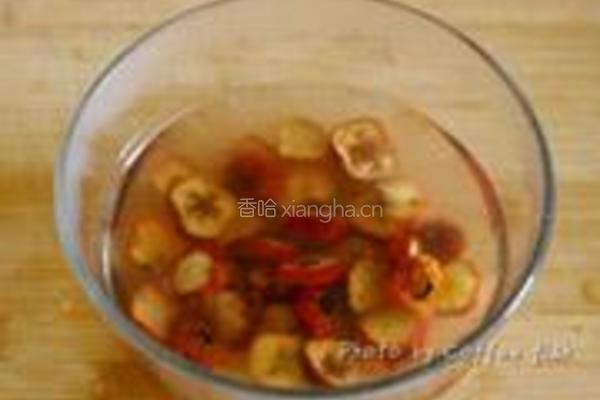 冰糖山楂白玉苦瓜的做法图解3