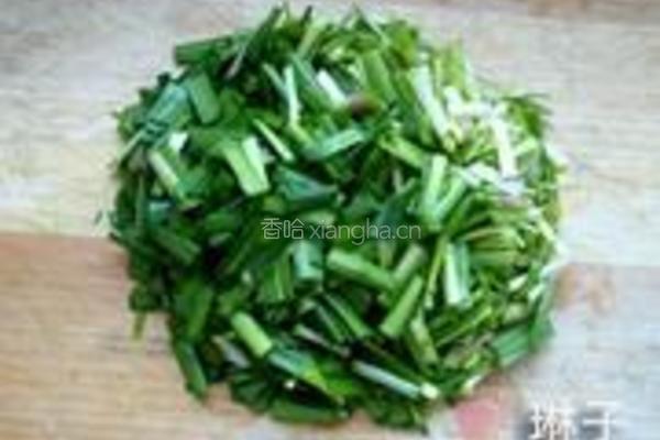 韭菜虾皮炒鸡蛋的做法图解1