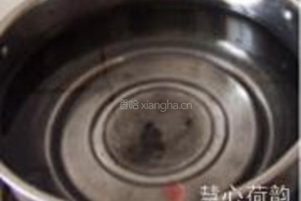 香蕉奶香麦片粥的做法图解1
