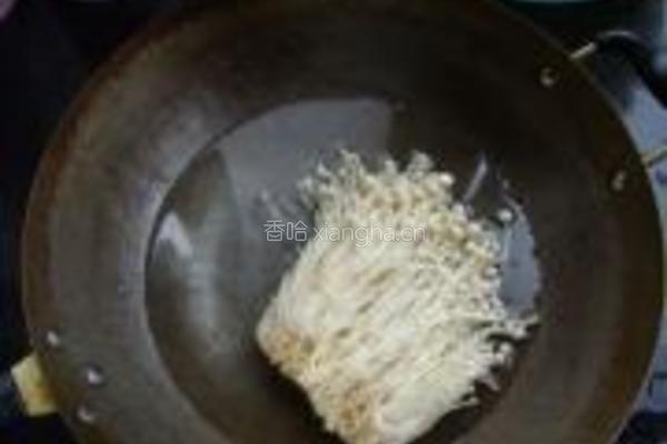 凉拌海带金针菇的做法图解2