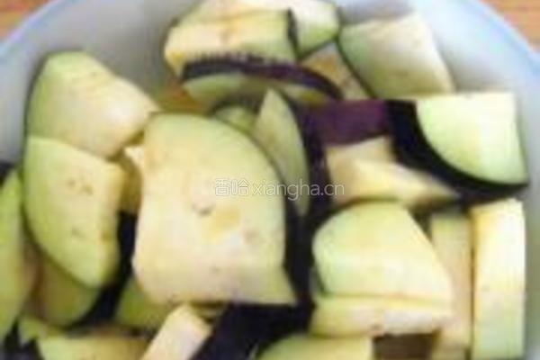 鱼香茄子的做法图解3