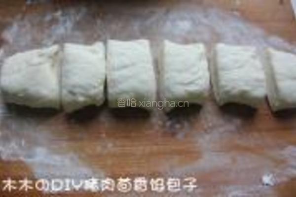 猪肉茴香馅包子的做法图解4