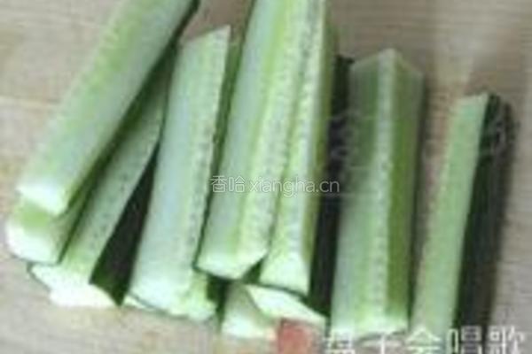 山楂蜜汁黄瓜条的做法图解5