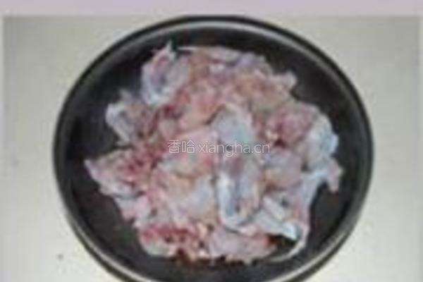 小炒牛蛙的做法图解1