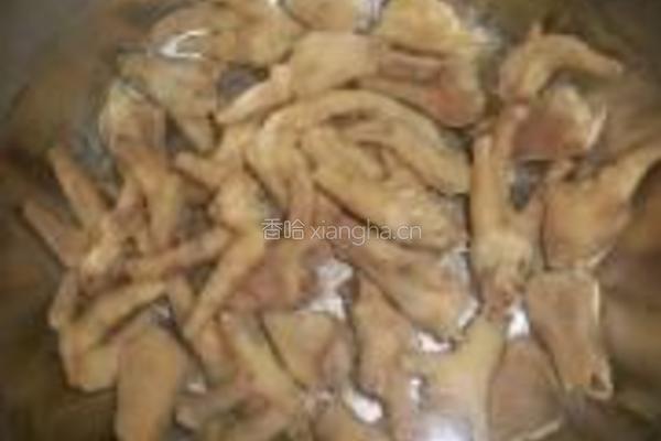 泡椒凤爪的做法图解6