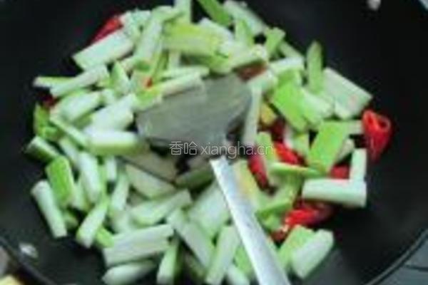 南昌风味炒瓠子皮的做法图解5