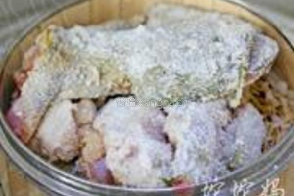 剁椒粉蒸鲶鱼的做法图解3