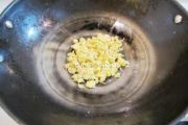 韭菜花炒豆腐干的做法图解4