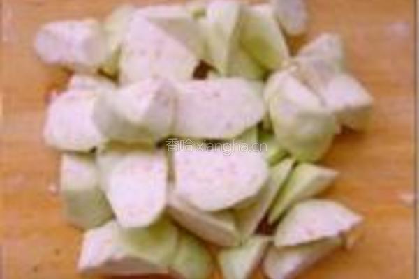 蒜香茄子的做法图解1