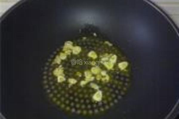 北极虾仁炒腐竹的做法图解3
