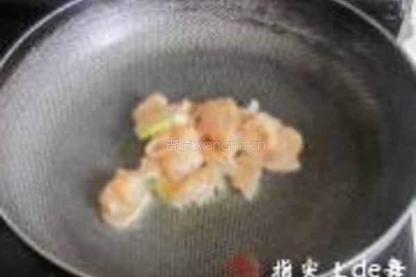 香菠凉瓜炒鸡片的做法图解9