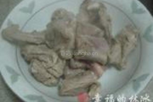 猴头菇炖排骨的做法图解7