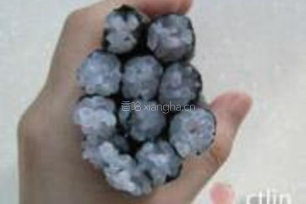 葡萄造型寿司的做法图解2