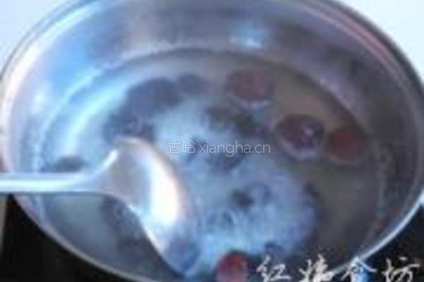 木耳红枣粥的做法图解4
