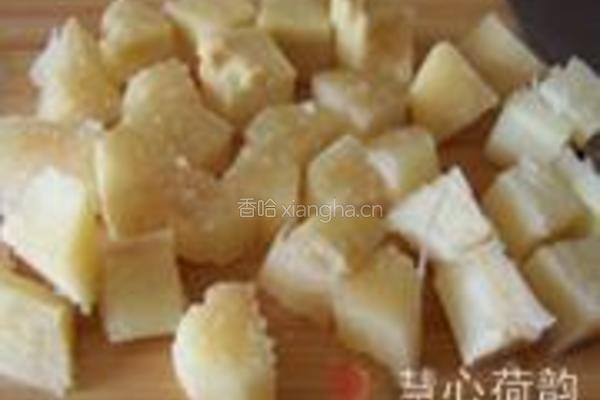 银耳香梨甘蔗罗汉果蜂蜜茶的做法图解5