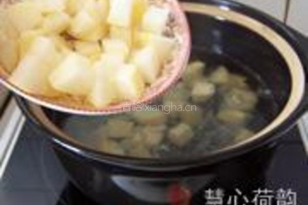 银耳香梨甘蔗罗汉果蜂蜜茶的做法图解8