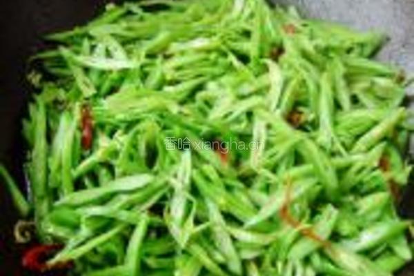 清炒豆角丝的做法图解6