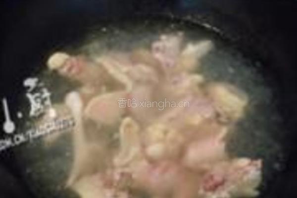 苹果川贝鸡汤的做法图解2