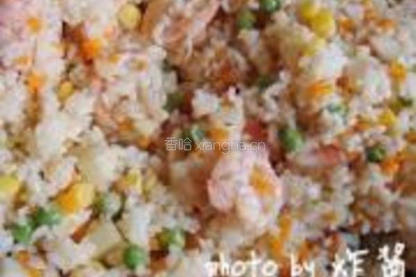 虾仁甜瓜炒饭的做法图解4
