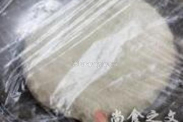 猪肉芸豆包子的做法图解2