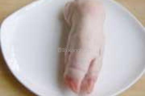 灵芝猪手汤的做法图解1