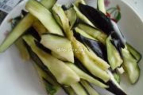 鱼香茄子的做法图解2
