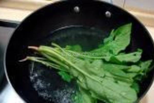 草鱼菠菜粥的做法图解3