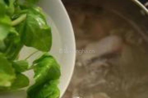 花鲢鱼片豌豆尖汤的做法图解8
