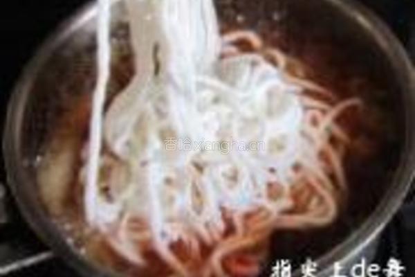 泡菜魔芋面的做法图解6