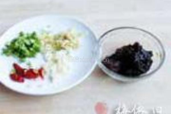 粉皮鱼块煲的做法图解3