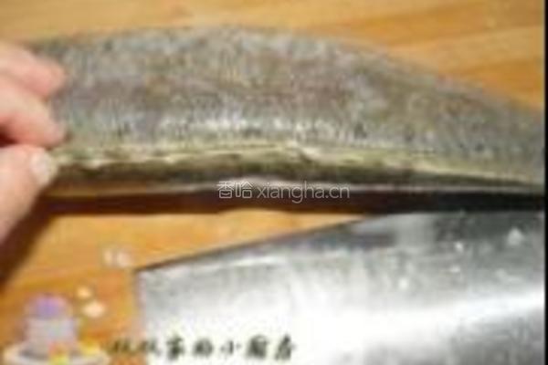 孔雀开屏鱼的做法图解3