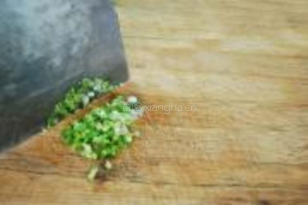 茭白炒毛豆籽的做法图解4