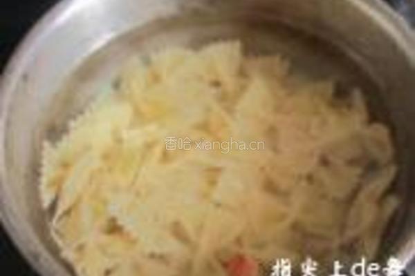 茄汁焗意面的做法图解1