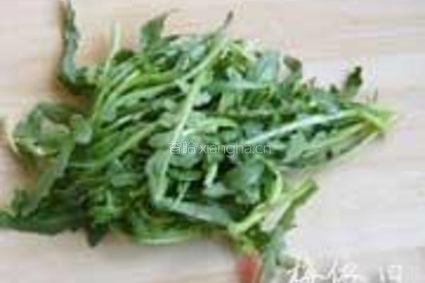 荠菜豆渣饼的做法图解1
