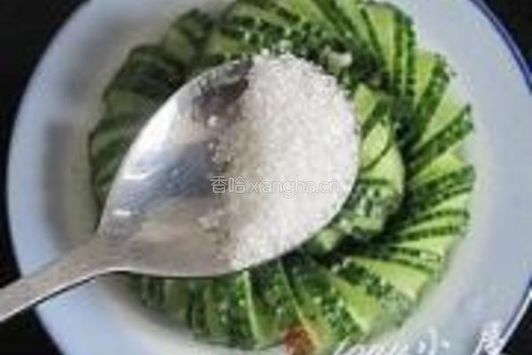 蓑衣凉拌黄瓜的做法图解6