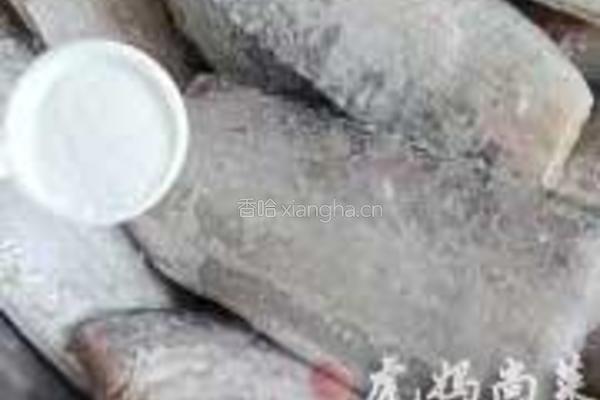 红烧带鱼的做法图解1