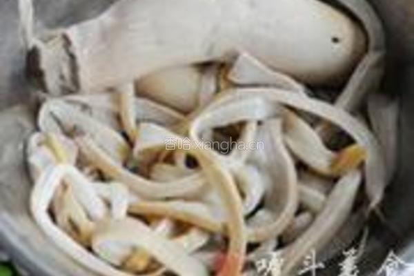 手撕酱杏鲍菇的做法图解3