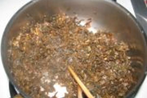 梅干菜烧鸡肉的做法图解4