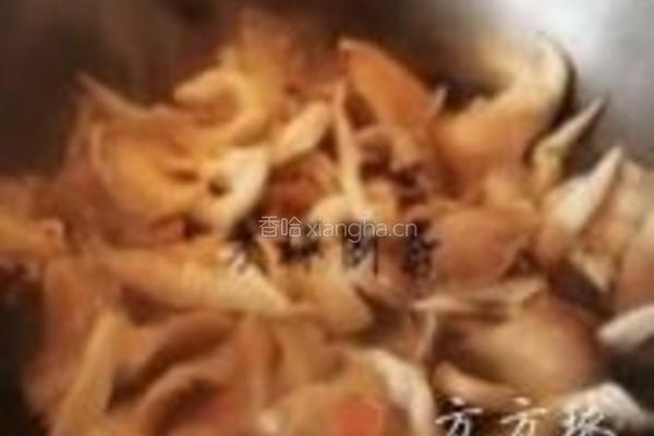 平菇炒鲜蔬的做法图解5