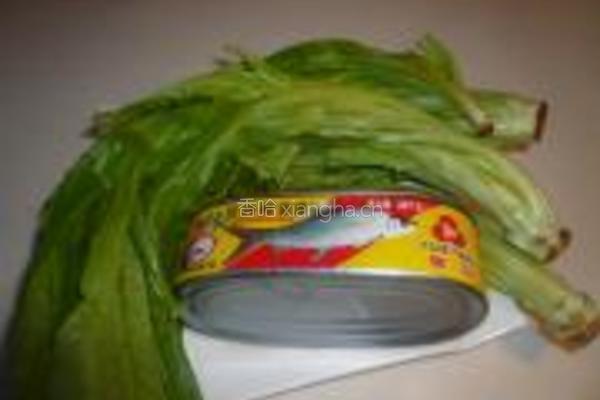 豆豉鲮鱼油麦菜的做法图解1