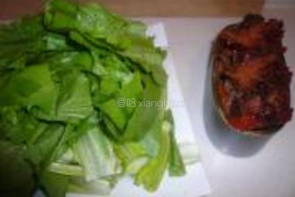 豆豉鲮鱼油麦菜的做法图解2